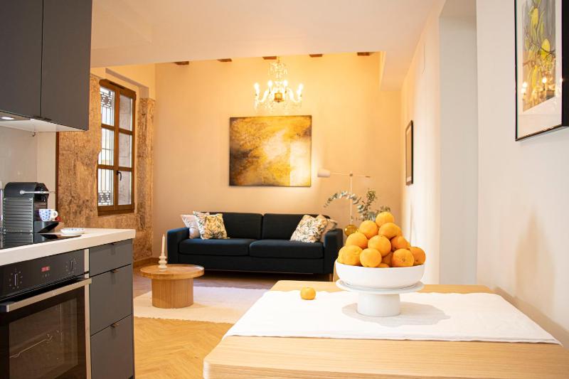 Цены на SingularStays Santa Cruz 9 в Валенсии