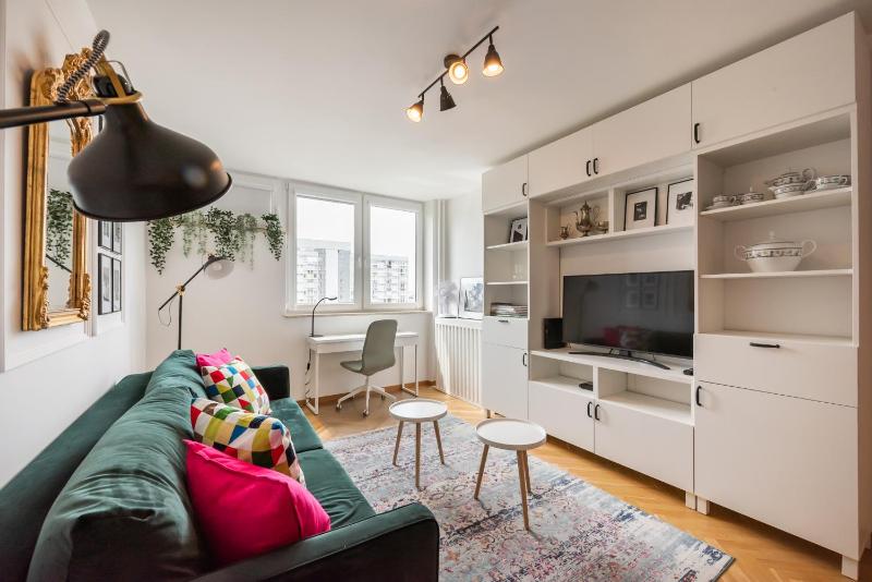 Chlodna Innovative Apartment — отель с удобным расположением в Варшаве