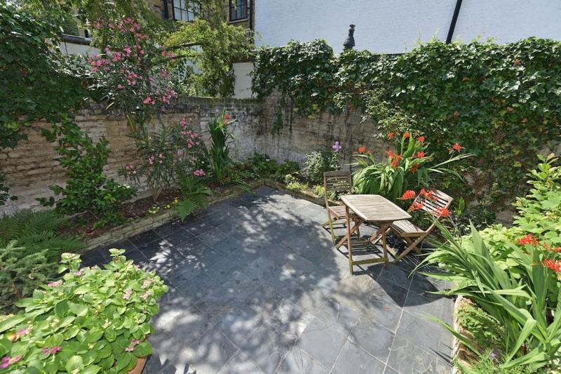 Pooters London, Elegant Townhouse, very central — отель с удобным расположением в Лондоне