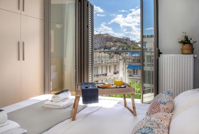 Syntagma Apartments with Acropolis view — отель с удобным расположением в Афины