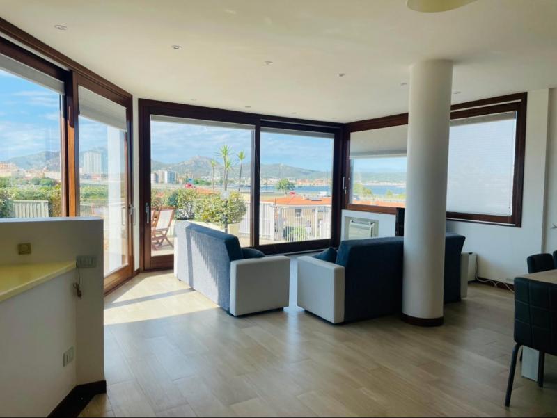 Sunny Rooftop Loft a Olbia - Spettacolare attico panoramico
