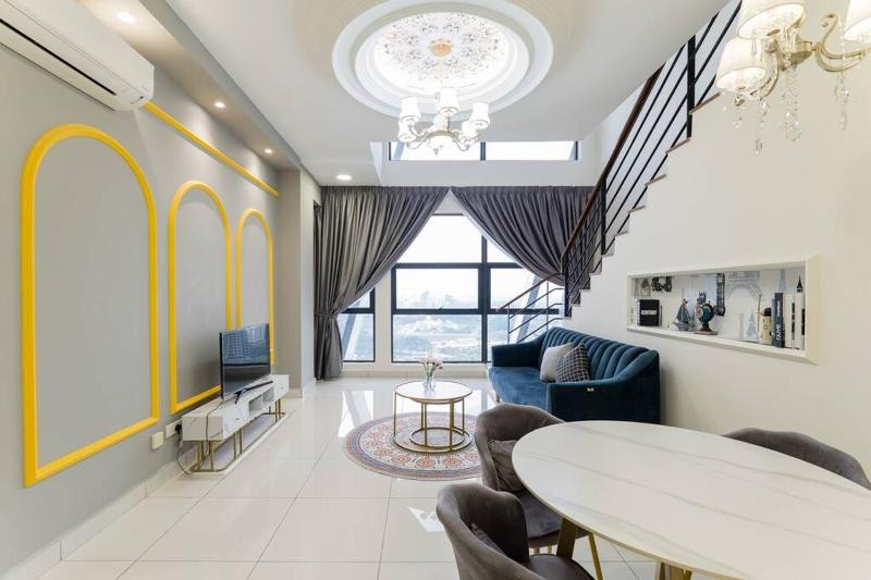 Arte Mont Kiara Duplex 4 pax Jacuzzi — комфортный отель в Куала-Лумпуре