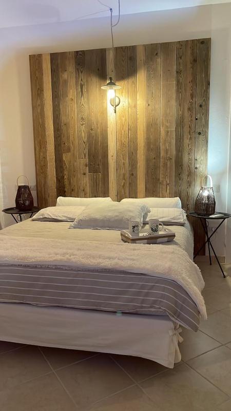 Green House a Olbia - Tranquillo appartamento con orto
