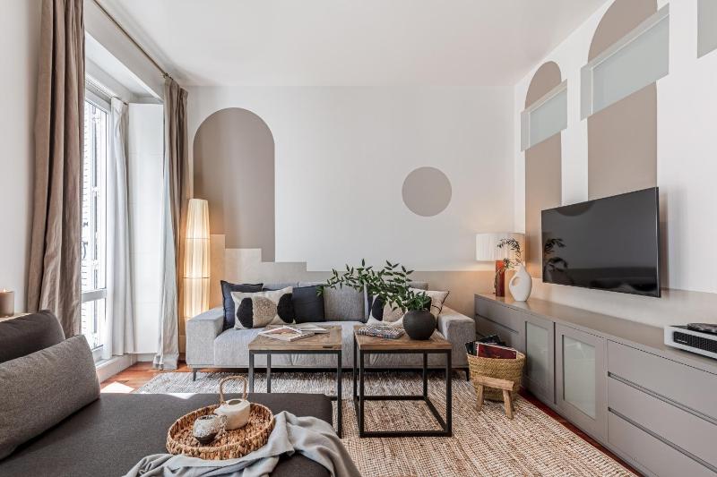 DERJ - 2 Bedroom Apartment in Almagro — отель с удобствами в Мадриде