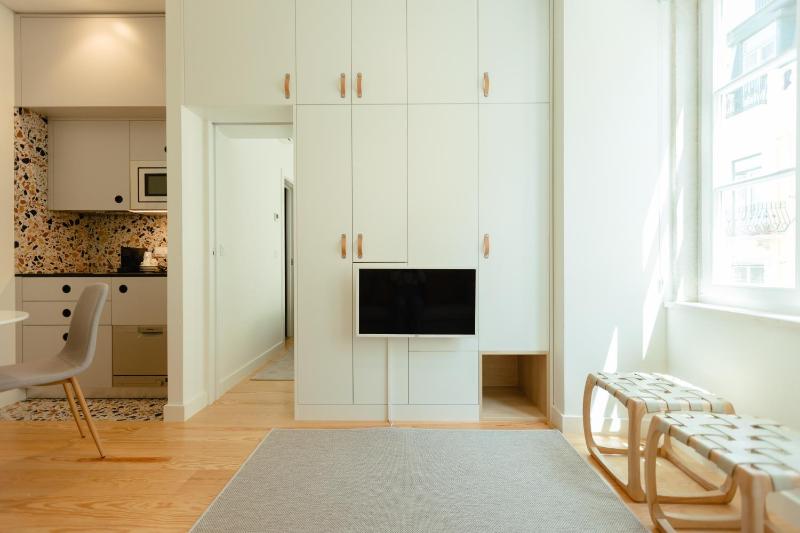 Trindade 19 Apartments - 1B Aragones — забронировать отель в Лиссабоне