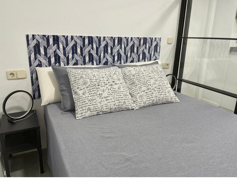 Madrid Villa Suites Bianco — отель с удобным расположением в Мадриде