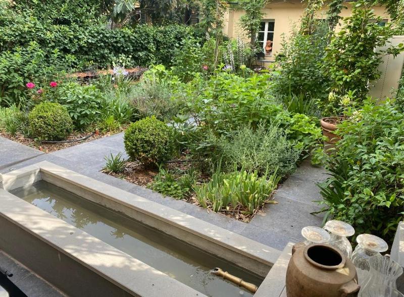 Charming Apt in San Frediano — отель с удобствами в Флоренции