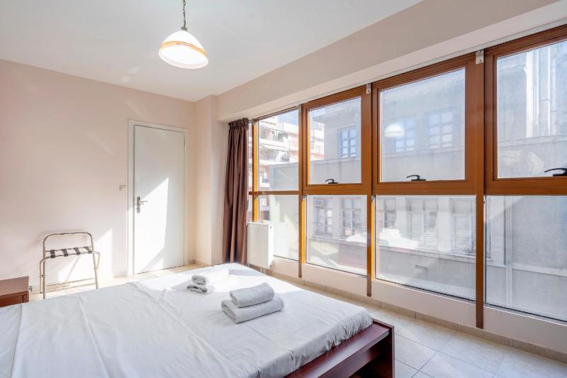 2 bedroom renovated apartment with a view — комфортный отель в Афины