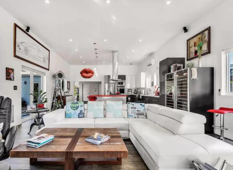 Modern Northwest Vacation Rentals in Miami — отель в Майами, Соединенные Штаты Америки