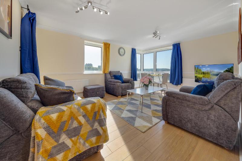 Flourish Apartment - Constant Court - Canary Wharf — отель с удобным расположением в Лондоне
