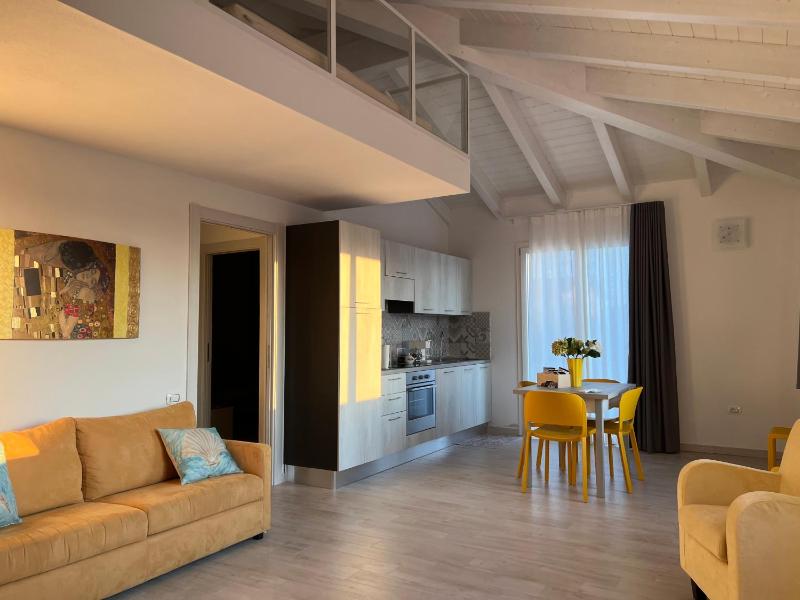 Domus de Victoria a Càbras - Lussuoso apt con piscina