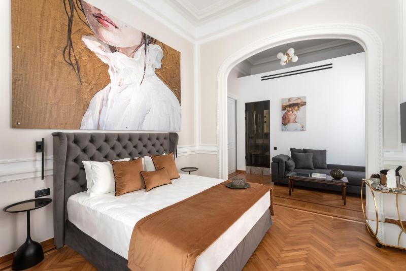 Цены на Athens Flair в Афины