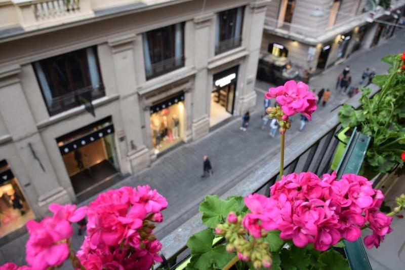 Цены на Toledo Suite Apartment в Неаполе