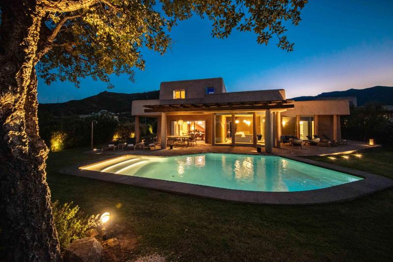 Is Molas Villas a Pula - Lussuose ville con piscina
