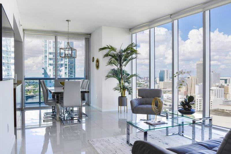 Wonderful 2 BR APT With Ocean Views At Icon Brickell — отель в Майами, Соединенные Штаты Америки