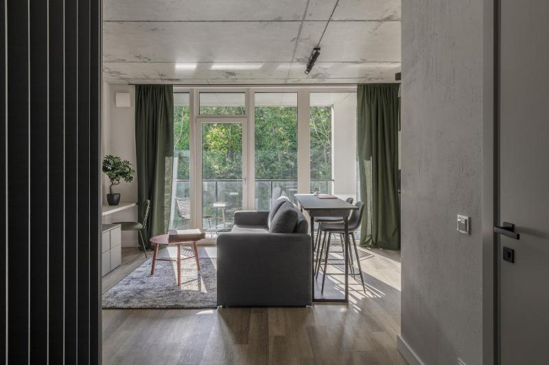 Urban Jungle Apartments by Reside Baltic — забронировать отель в Вильнюсе
