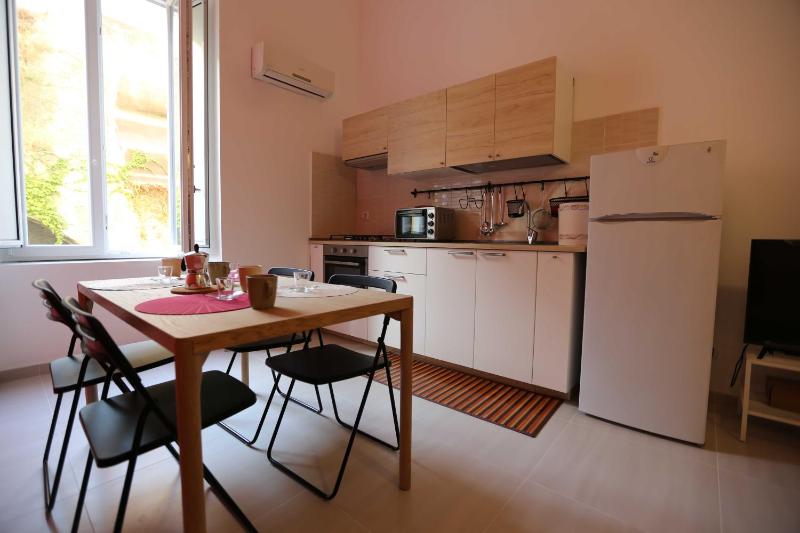 Casa Elodie — забронировать отель в Неаполе