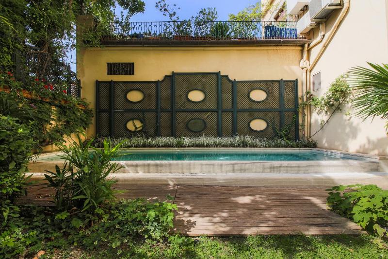 Apartments Florence - Architech House with swimming pool — отель с удобствами в Флоренции