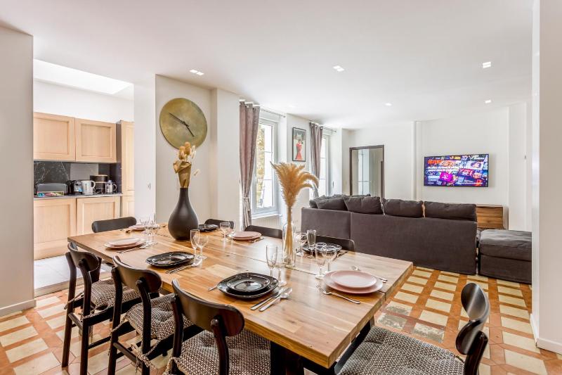 180 Suite Eden, Luxury APT at Sacre Coeur — комфортный отель в Париже