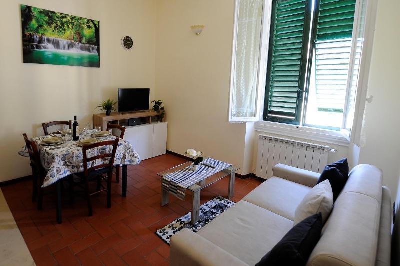 [Bronzino Guest Home] - Appartamento privato — отель в Флоренции, Италия