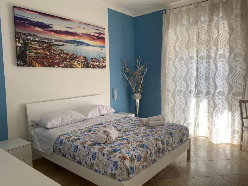 Falu Napoli centro — отель в Неаполе, Италия