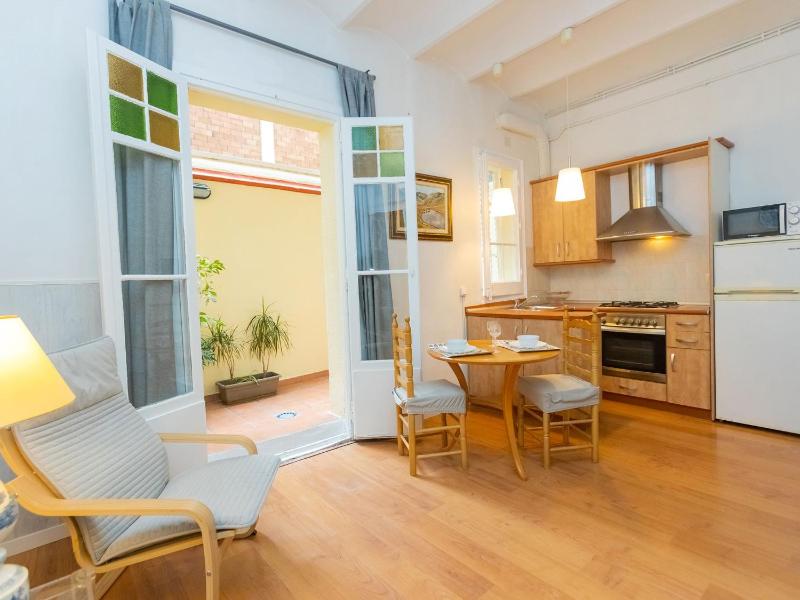 Apartment Gracia Torrijos by Interhome — комфортный отель в Барселоне