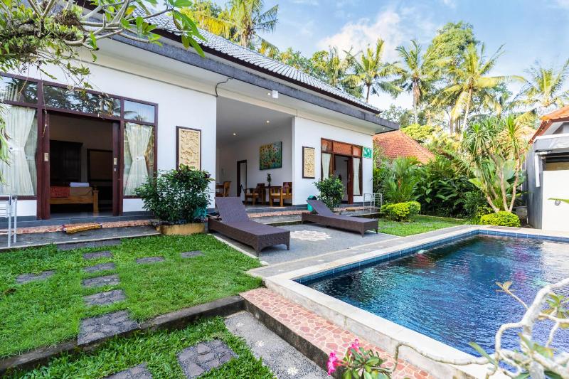 The Villa Sun: special price for Bali-reopening — комфортный отель в Убуде