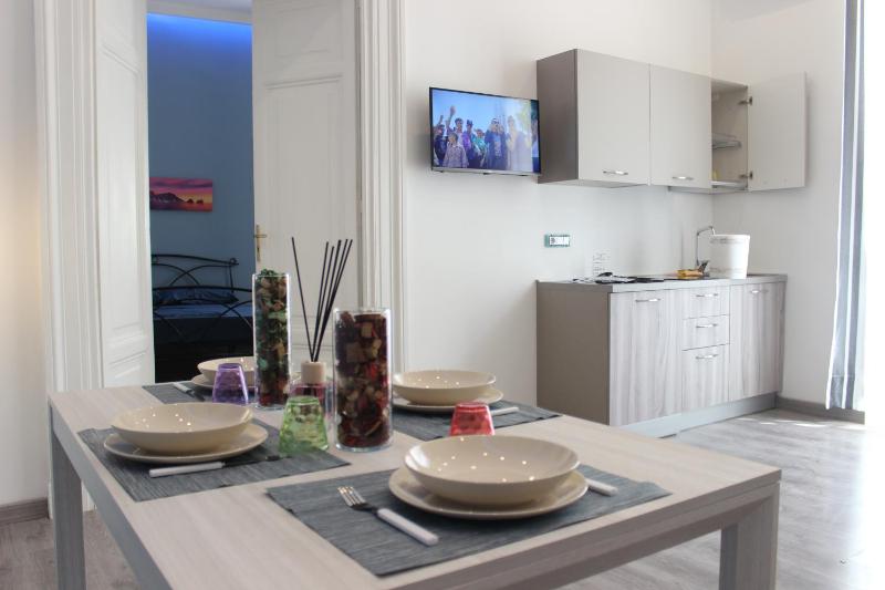 Цены на Home Viscardi Toledo в Неаполе