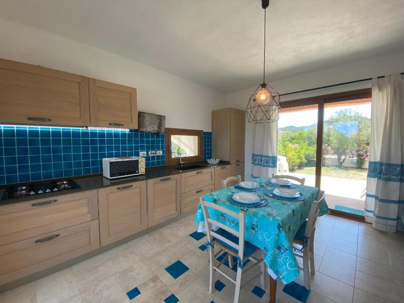 Casa Elena a Budoni - Incantevole Villa Vicino al Mare