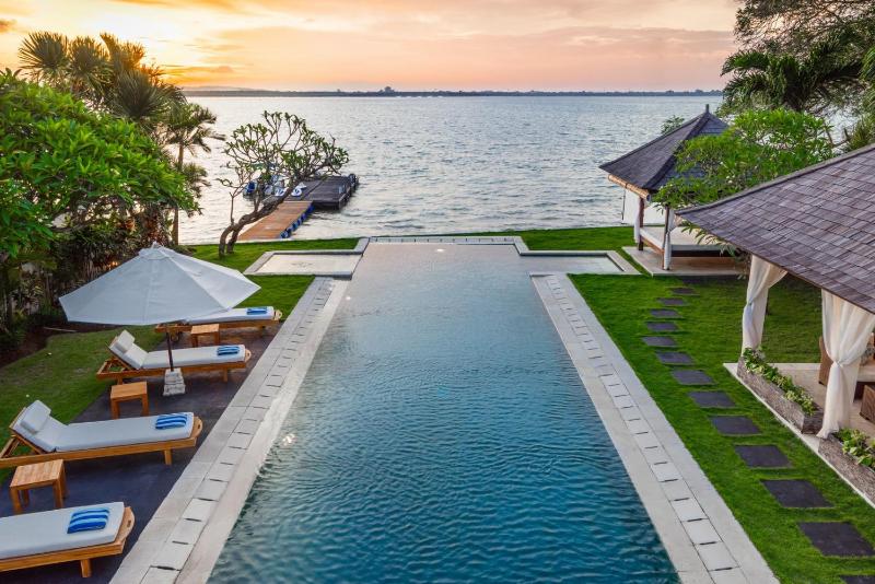 Villa Sunset by Premier Hospitality Asia — забронировать отель в Нуса