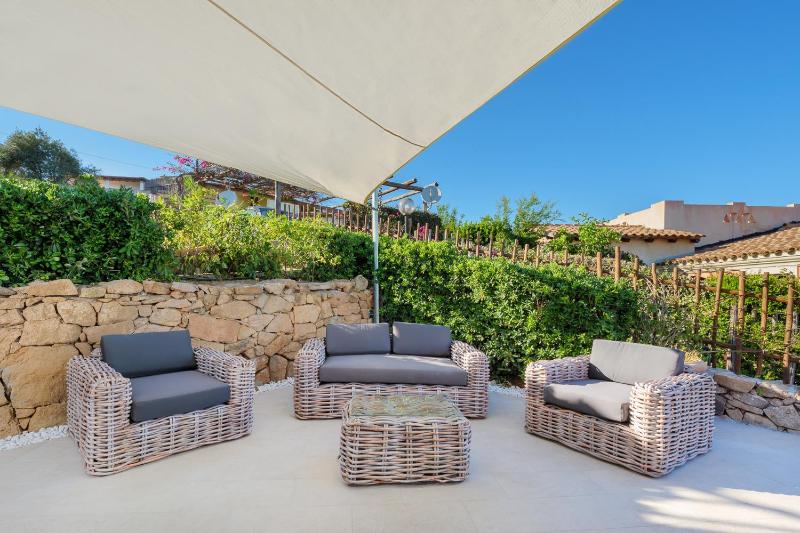 Villa Vista Mozzafiato a Porto San Paolo - Relax e BBQ