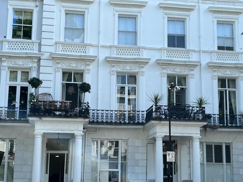 2-4 bedroom 2 roof terraces prime Notting Hill — отель с удобствами в Лондоне