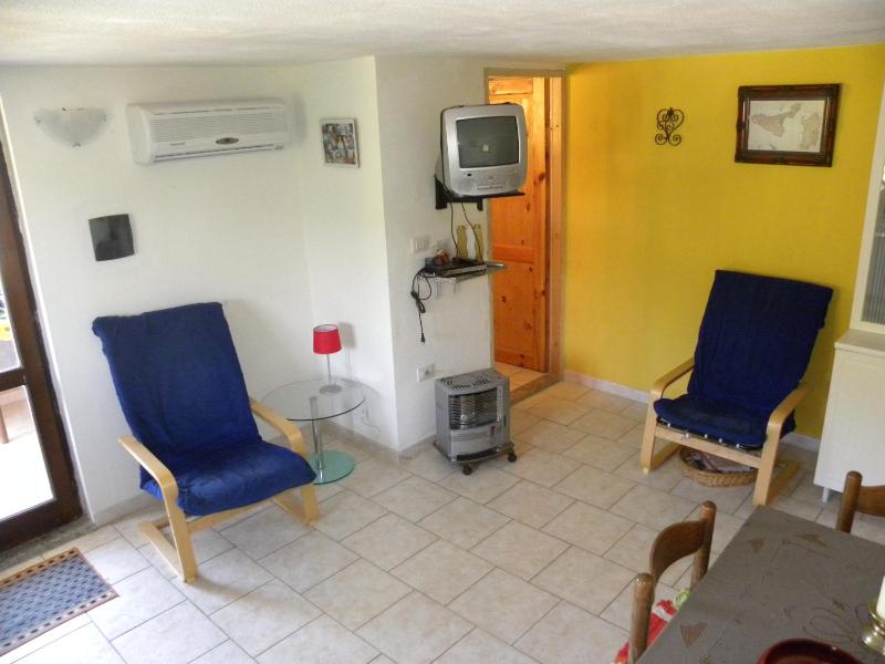 Casa Li Multi a Budoni - Appartamenti con Piscina