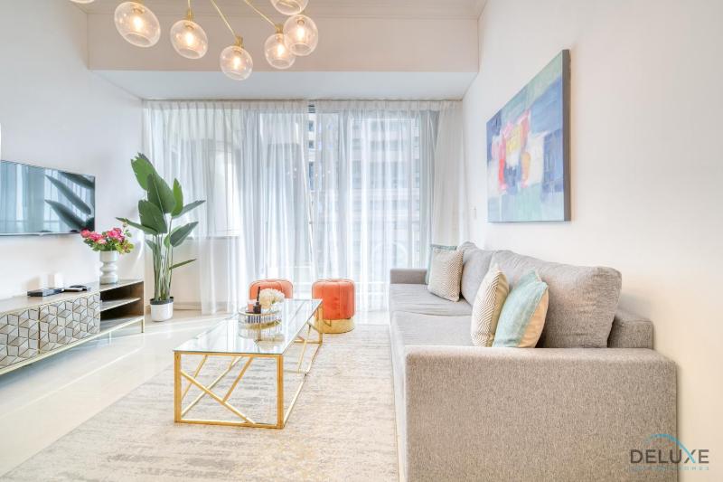 Upbeat 2BR at Ocean Heights Dubai Marina by Deluxe Holiday Homes — отель с удобствами в Дубае