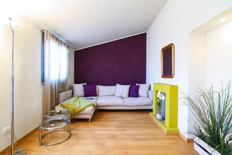 Цены на Contempora Apartments - Fiori Chiari 26 в Милане