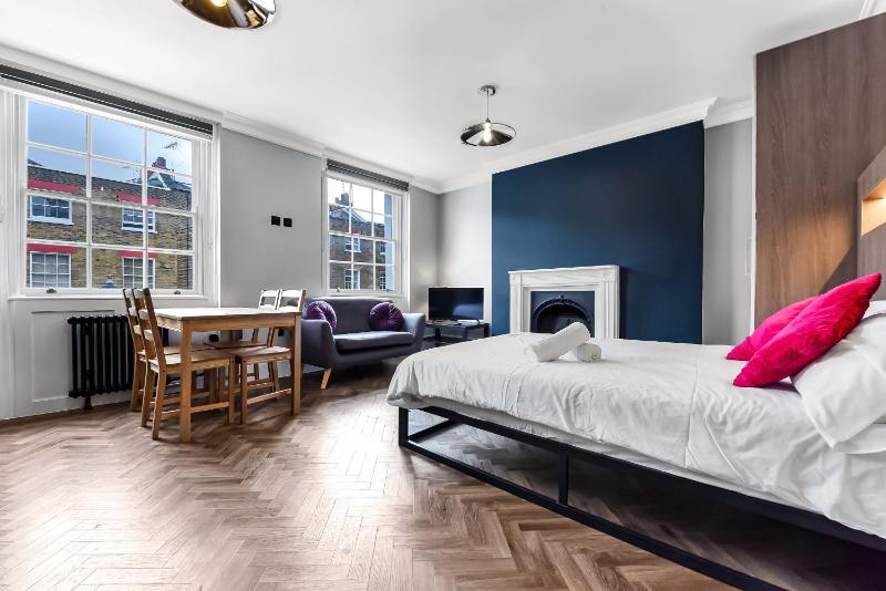 York Studios by DC London Rooms — отель с удобным расположением в Лондоне
