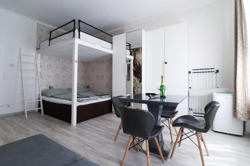 CozyNite Premium Apartment Favoriten 1 — отель в вене, Австрия