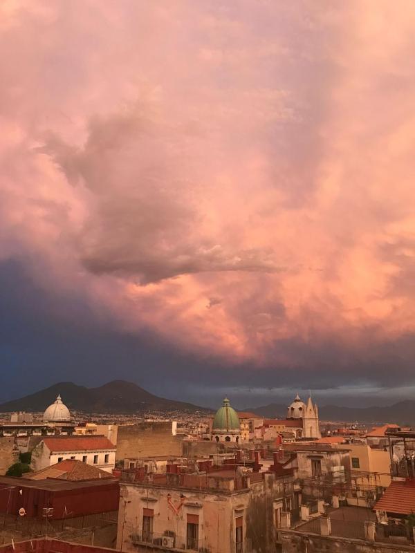 Balcone di napoli — забронировать отель в Неаполе