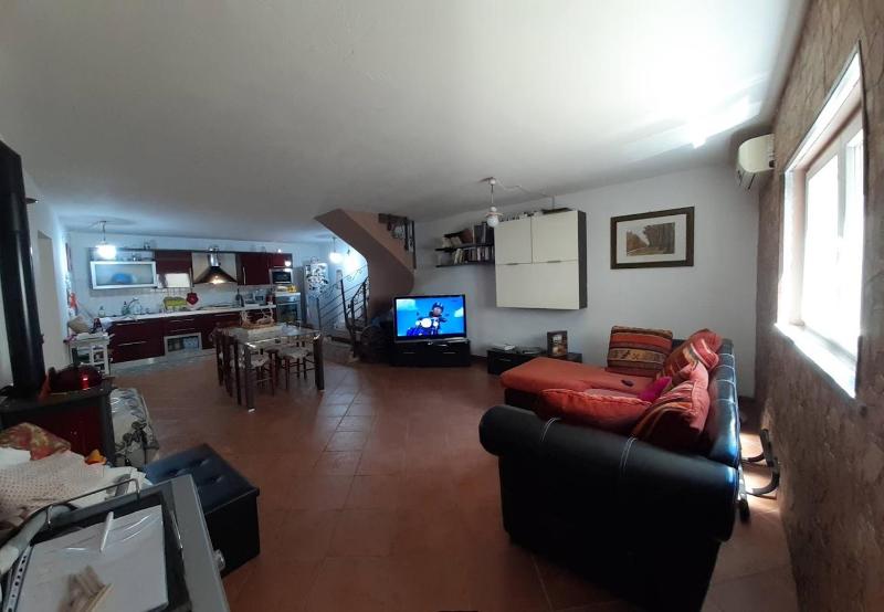 Villa Agata a Porto Torres - Spaziosa Casa con Giardino