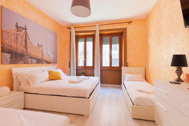 Цены на HOME PARADISE в Риме