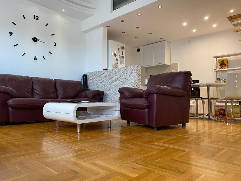 Цены на Apartment Mare в Будва
