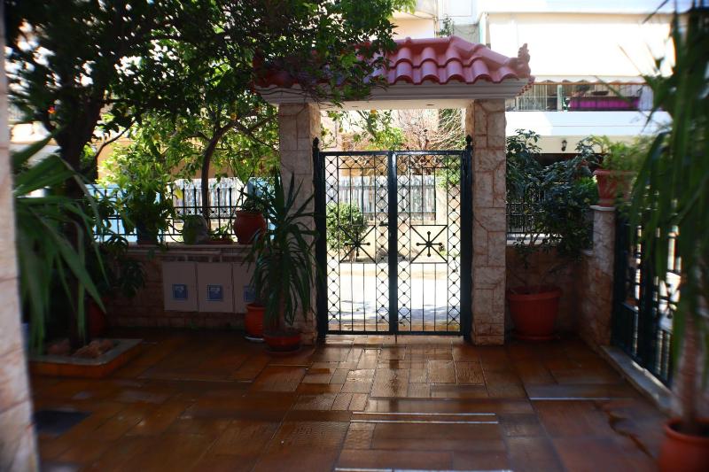 Filoxenia Apartment — отель в Афины, Греция