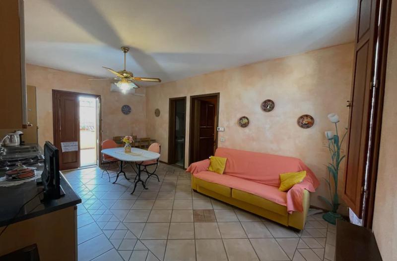 Suite Nc15 a Olbia - Moderno appartamento con balcone e vista