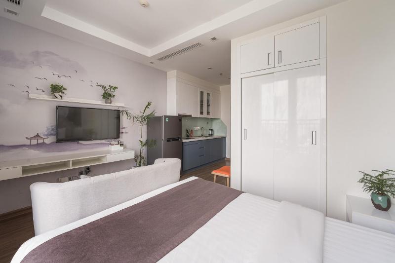 Ha my's house-studio vinhomes green bay apartment — отель с удобным расположением в Ханое