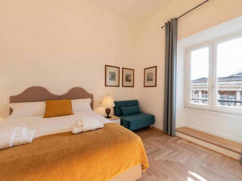 The Best Rent - Bright apartment near Isola Tiberina — комфортный отель в Риме