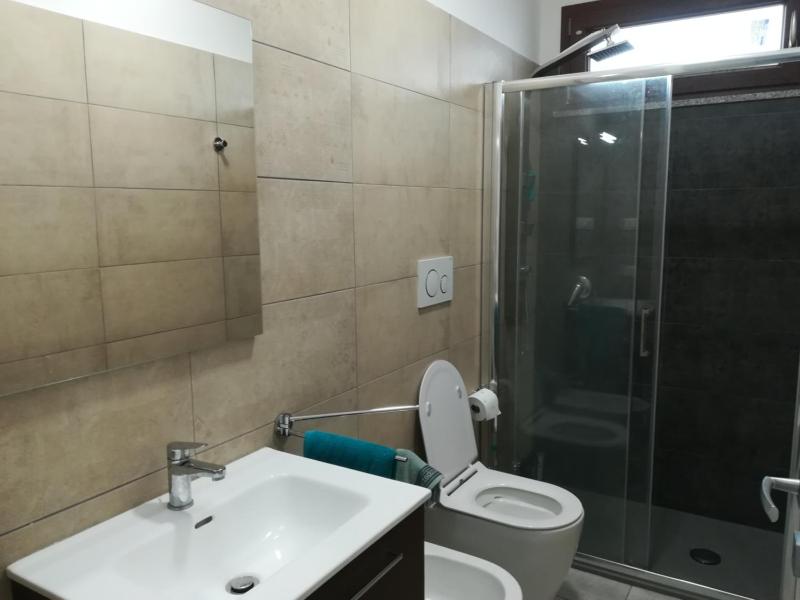 Aero Apartment ad Elmas - Moderno appartamento con vista giardino