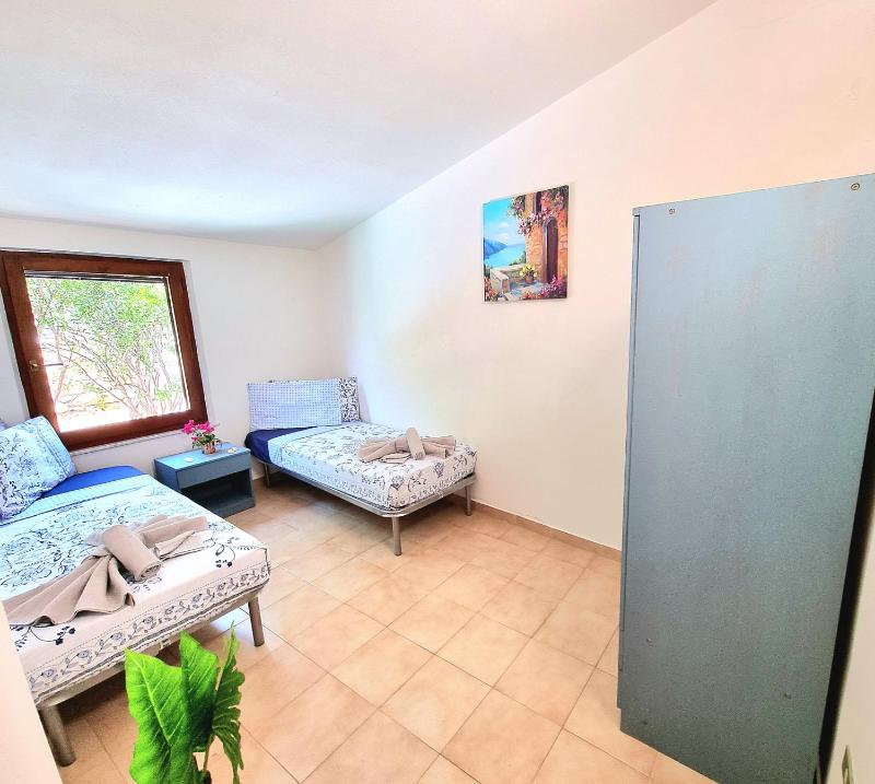 Stylish Home a Solanas - Elegante Appartamento Vista Mare