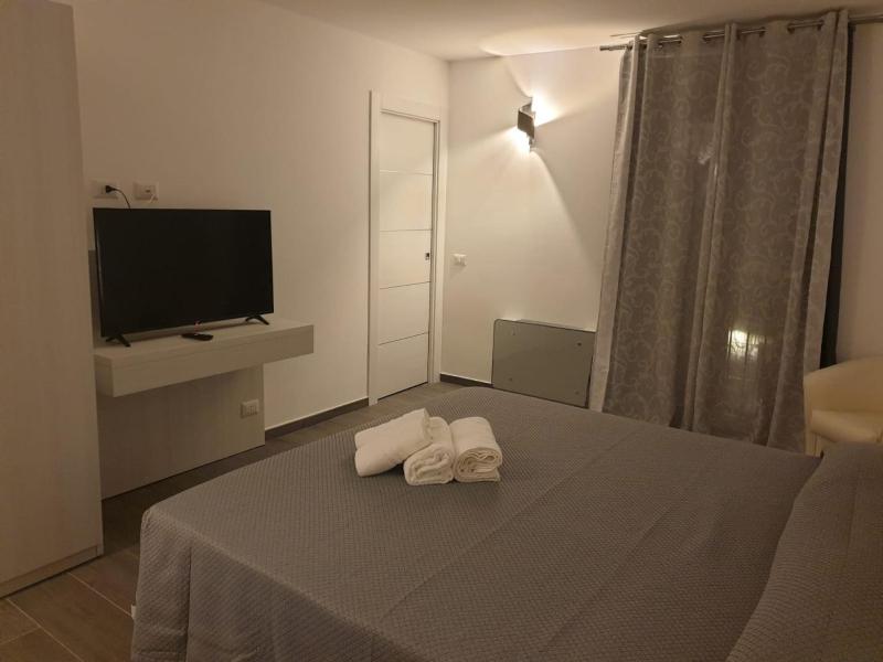 CAVOUR ROOMS a Olbia - Camere Confortevoli in Centro