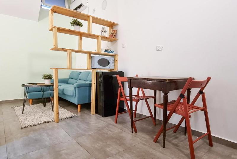 Underground Levinsky Market Studios — отель с удобным расположением в Тель-Авиве