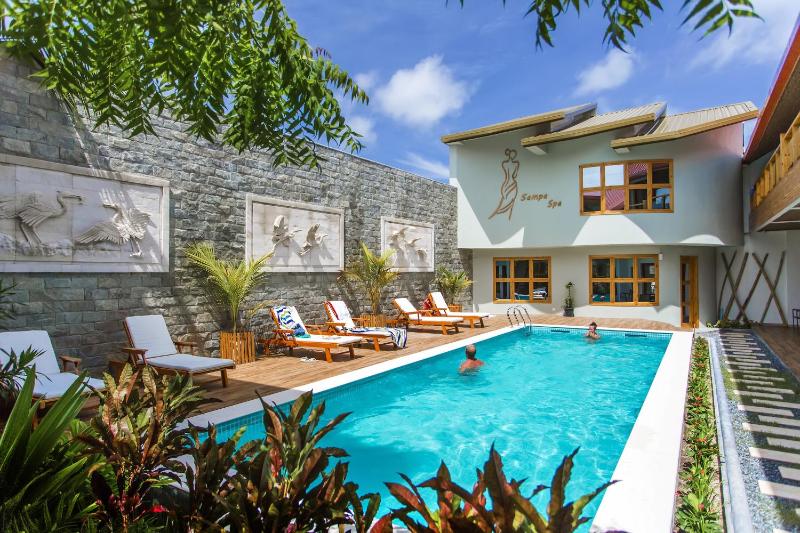 Kaani Village & Spa — отель в Маафуши, Мальдивы